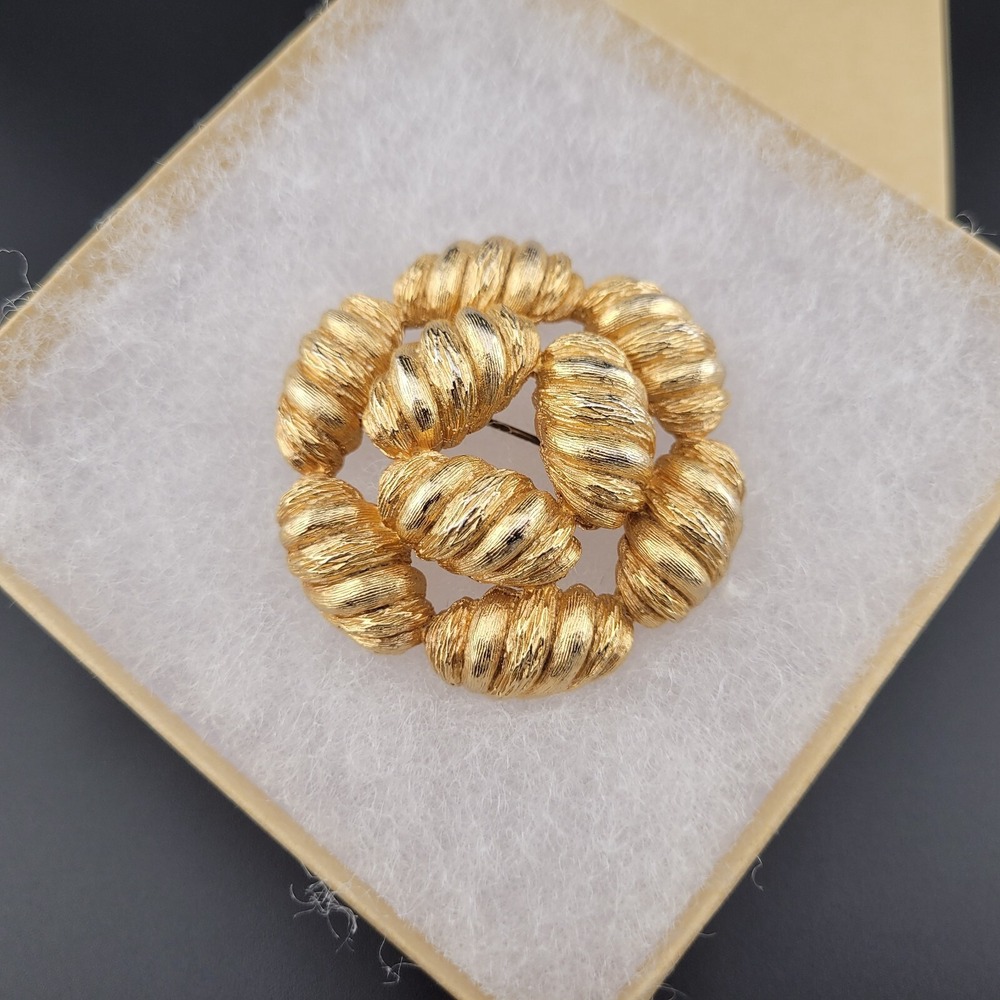 Act II Gold Tone Cluster Statement Brooch Pin Vintage Signed Chunky Jewelry
